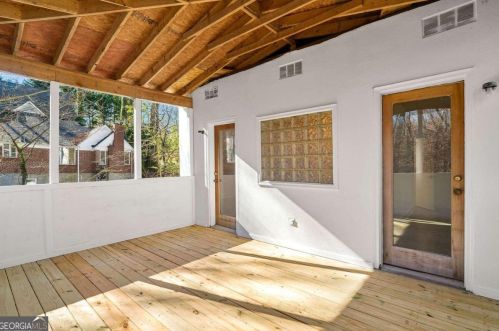 581 Harold Ave, Atlanta GA  30307-1743 exterior