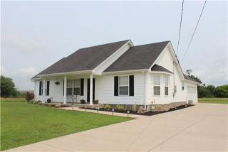 208 Oleander Ln, Murfreesboro, TN 37129-4079