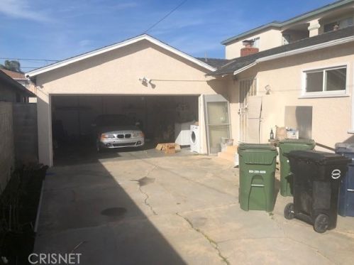 4055 141st St, Hawthorne, CA 90250-7909