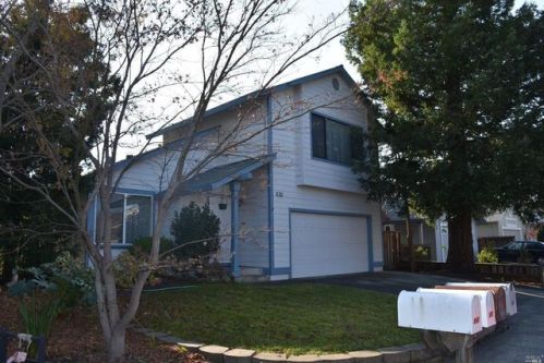 832 Milsom Pl, Windsor, CA 95492-8845