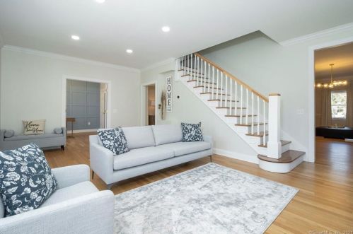 15 Cannon St, Norwalk CT  06851-3823 exterior