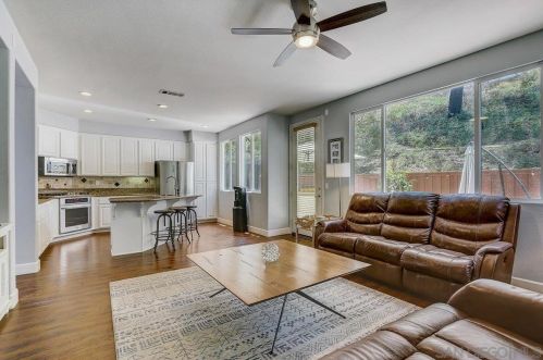 5511 Foxtail Loop, Carlsbad, CA 92010-7153