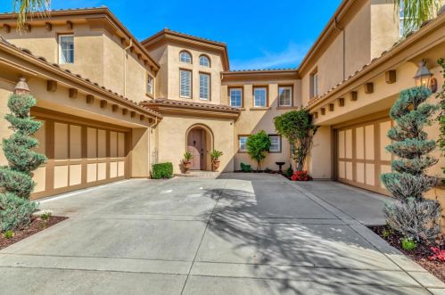 2246 Terrena Valley Dr, San Jose, CA 95121-3225