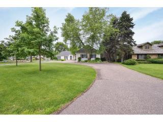 728 River Ln, Anoka, MN 55303-2808