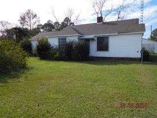 402 Stern Ave, Donalsonville, GA 39845-1778