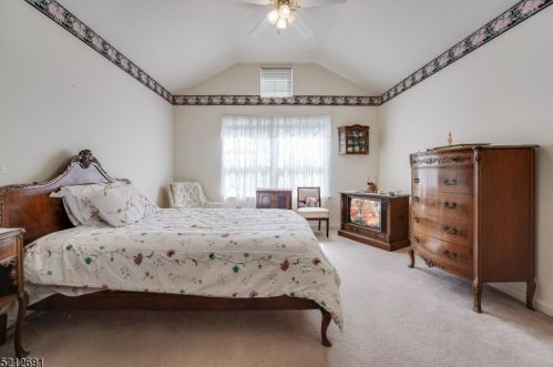 11 Sycamore Ln, Dover NJ  07869-3704 exterior