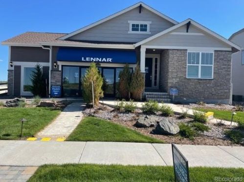 27806 Alder Dr, Denver, CO 80016