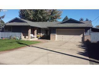 1017 Kintzley Ave, Springfield, OR 97478-6556