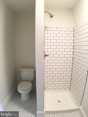 411 Ross St, Lancaster PA  17602-1943 exterior