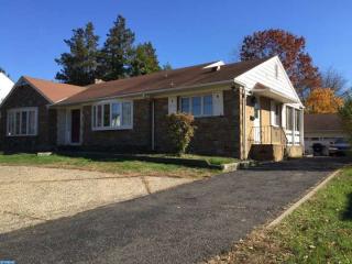 5420 Browning Rd, Camden, NJ 08109-1604