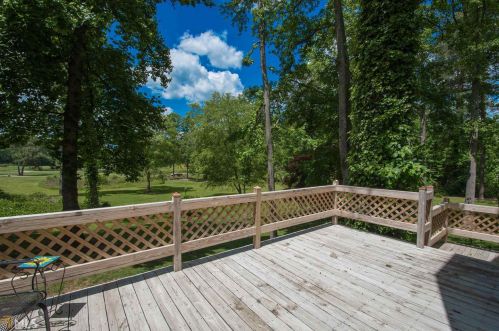 242 Hal Jones Rd, Newnan, GA 30263-3338