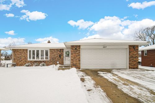1617 Heiden Ave, Joliet, IL 60403-2027