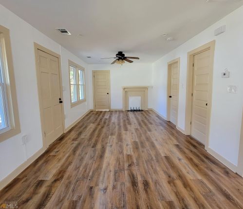 849 Warren Dr, Forest Park, GA 30297-1329
