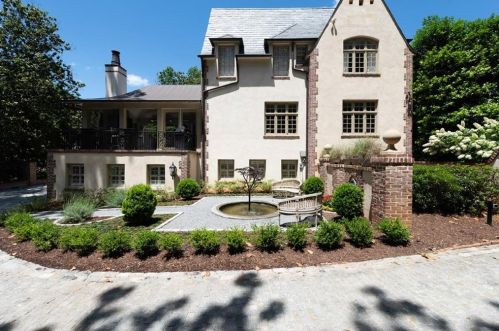 2740 Habersham Rd, Atlanta GA  30305-2938 exterior
