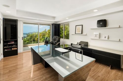 360 Puuikena Dr, Honolulu HI  96821-0025 exterior