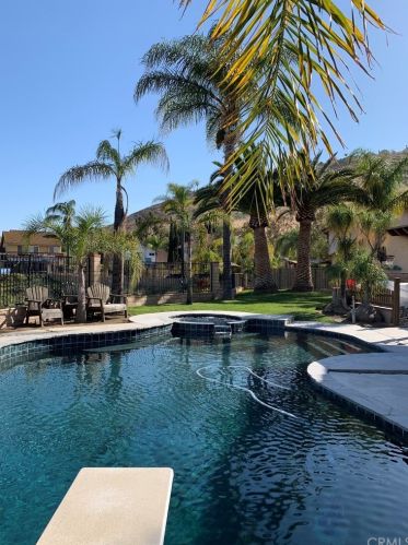 17102 Whispering Brook Way, Riverside, CA 92503-6558