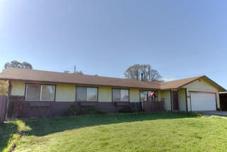 2971 Tarmac Rd, Redding, CA 96003-7321
