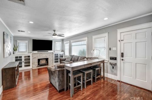 3592 Locust St, Riverside CA  92501-2626 exterior