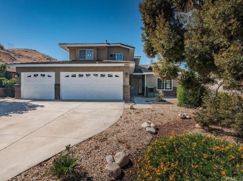 22815 Raven Way, Colton, CA 92313-6142