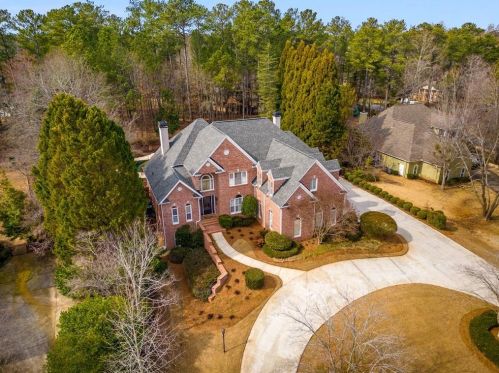 1062 Woodruff Plantation Pkwy, Marietta, GA 30067-9108