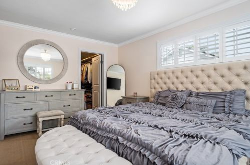 2405 Avalon Ave, Santa Ana CA 92705-7903 exterior