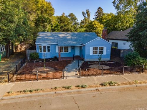 328 Sacramento Ave, Chico, CA 95926-3930