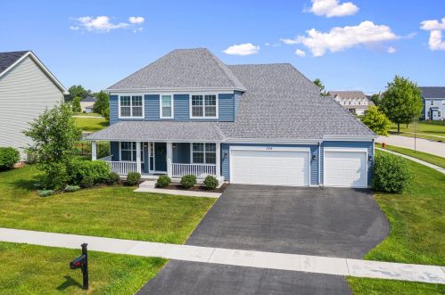 369 Becker Pl, Sycamore, IL 60178-2934