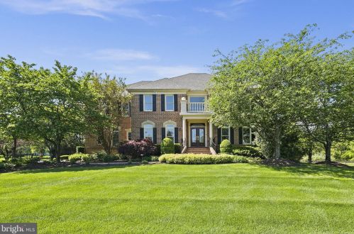 11621 Great Falls Way, Great Falls, VA 22066-1152