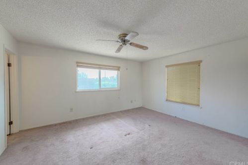 5985 Kitty Hawk Dr, Riverside CA  92504-1445 exterior