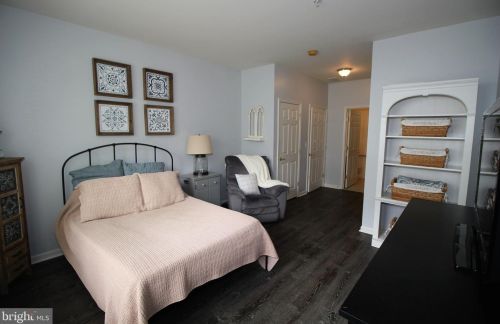 26 Kyle Way, Trenton NJ 08628-2525 exterior