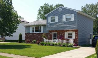 2002 Asheboro Dr, Erie, PA 16510-3804