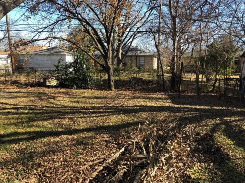 2122 Bergstrom Dr, Dallas, TX 75227-8707
