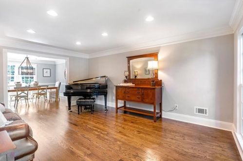 425 Breakwater Rdg, Atlanta GA  exterior