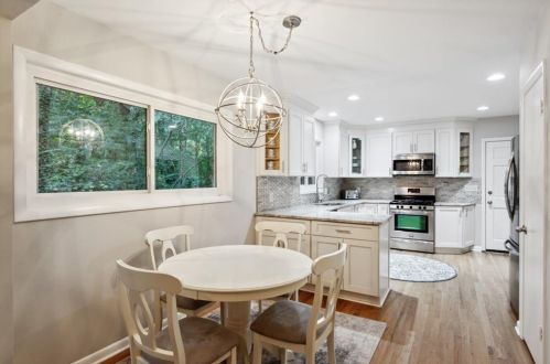 570 Elden Dr, Atlanta GA  30342-2036 exterior