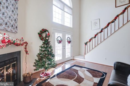 8109 Clifforest Dr, Springfield, VA 22153-2627