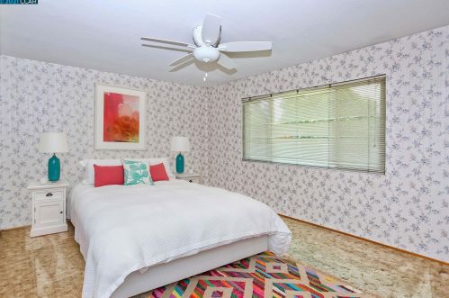 1793 Sattler Dr, Concord CA  94519-1422 exterior