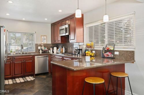 2148 Abraham St, Simi Valley CA  93065-3543 exterior