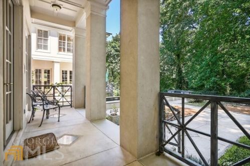 3281 Habersham Rd, Atlanta GA 30305-1170 exterior