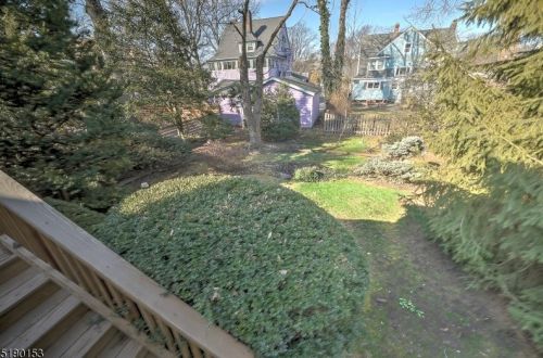 513 Summit Ave, Maplewood, NJ 07040-1307