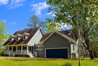 149 Cummins Creek Rd, Cape Lookout National Seasho, NC 28516-9552