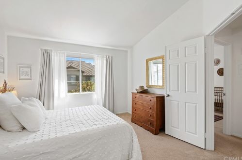 7908 Horizon Vw Dr, Anaheim CA  92808-1517 exterior