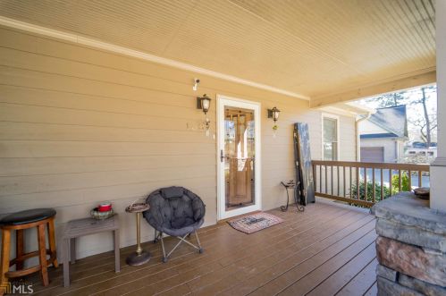 1587 Eastland Rd, Atlanta GA  30316-3410 exterior