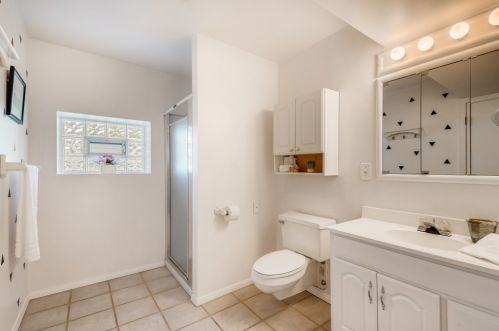 224 Oak St, Elmhurst IL  60126-2632 exterior