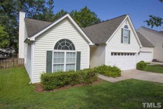 7015 Englehardt Dr, Raleigh NC  27617-7728 exterior
