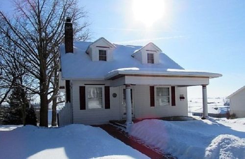 431 Bradview Ct, Monticello IA  52310-1456 exterior