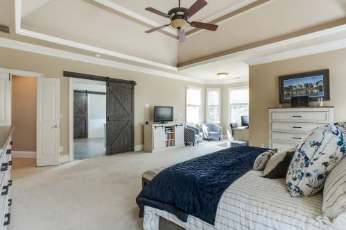 2556 Brookline Cir, Atlanta GA  30319-3693 exterior