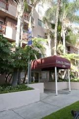 1755 El Cerrito Pl, Los Angeles CA  90028-8622 exterior