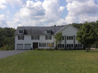 581 Clines Country Rd, Lashmeet, WV 24733-9692