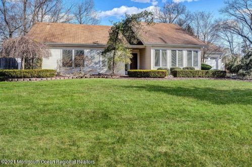 21 Cambridge Dr, Jackson Twp, NJ 08527-2608
