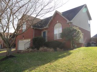 1432 Stoner Rdg, Hermitage, TN 37076-2256